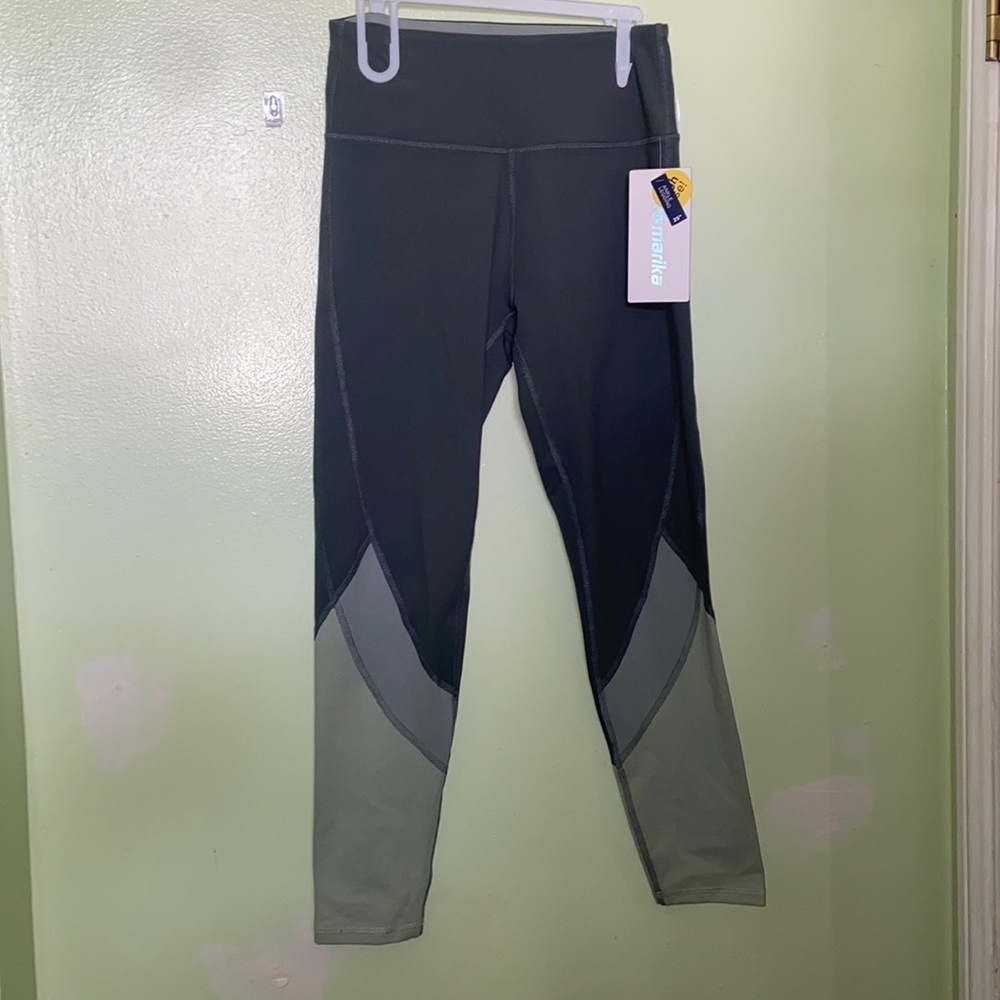 Marika ankle leggings Hi, rise size M NWT